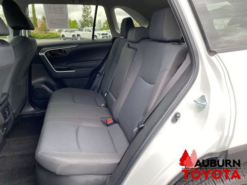 Used 2024 Toyota RAV4 LE AWD/4WD image 20