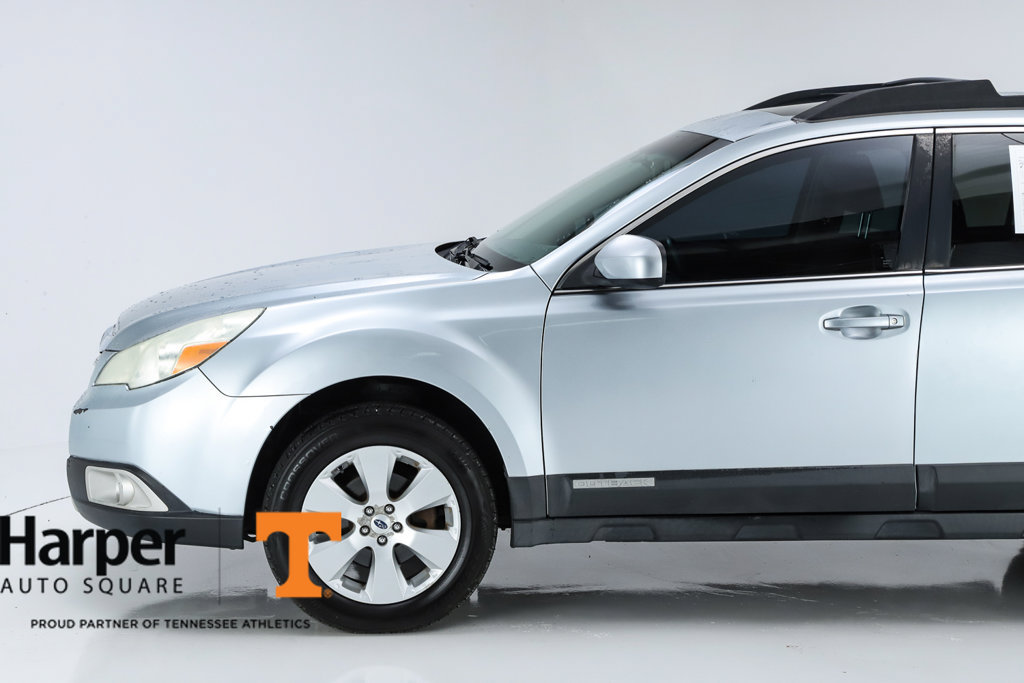 Used 2012 Subaru Outback 2.5i Limited w/ Moonroof Pkg AWD/4WD image 40