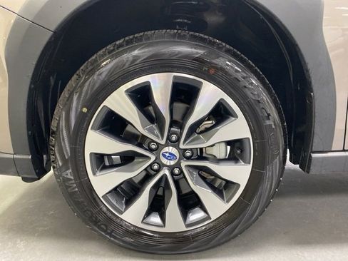 Used 2024 Subaru Outback Limited image 9