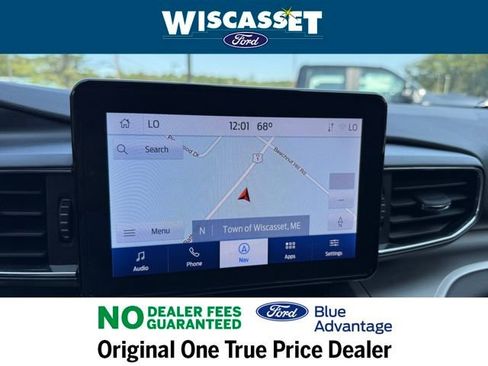 Certified 2022 Ford Explorer XLT w/ Equipment Group 202A image 10