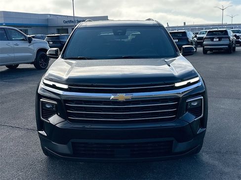 New 2026 Chevrolet Traverse LT image 2