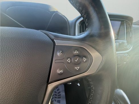 Used 2022 Chevrolet Colorado Z71 image 16