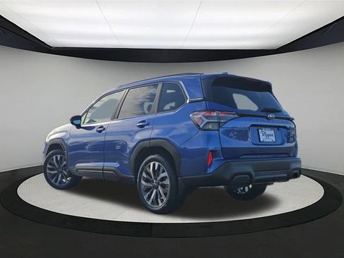 New 2026 Subaru Forester Touring image 5