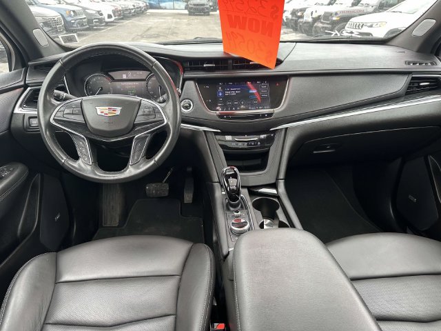 Used 2022 Cadillac XT5 Premium Luxury AWD/4WD image 9
