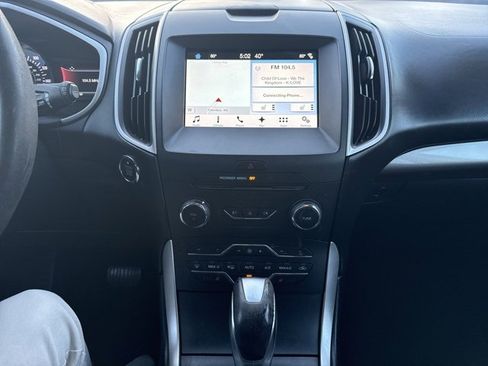 Used 2018 Ford Edge SEL w/ Equipment Group 201A image 21