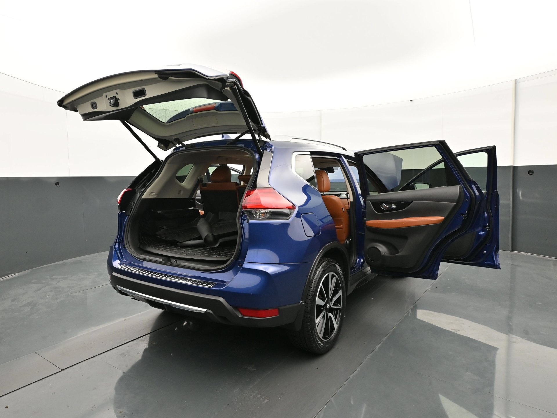 Used 2017 Nissan Rogue SL w/ SL Premium Package AWD/4WD image 36