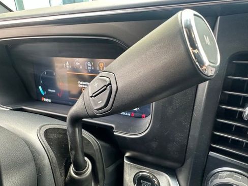 Used 2025 Ford F250 Platinum image 26