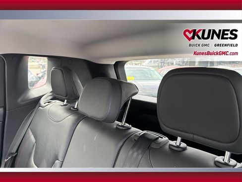 Used 2020 Jeep Renegade Trailhawk w/ Premium Leather Group image 23