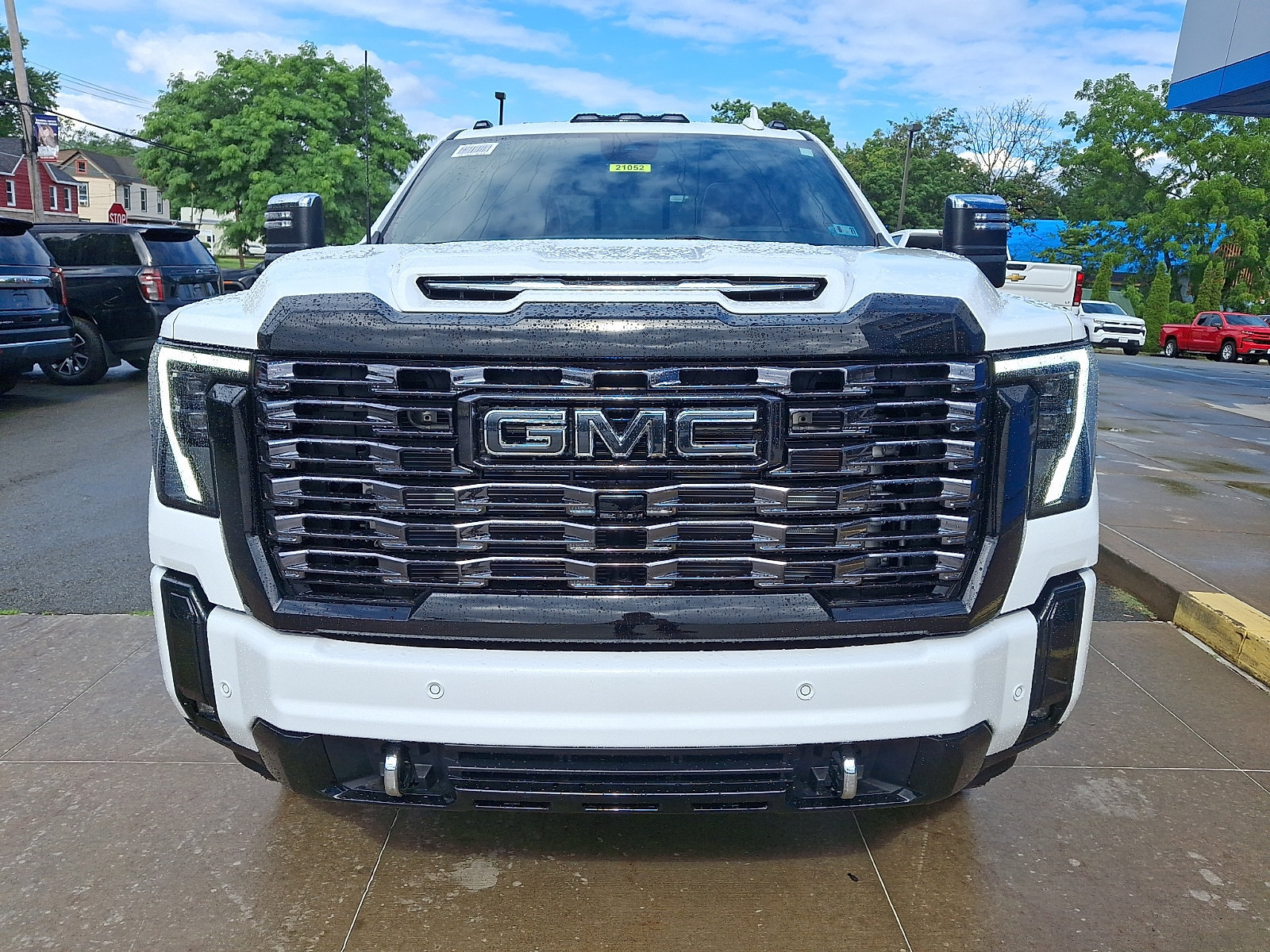 New 2026 GMC Sierra 3500 Denali Ultimate AWD/4WD image 2