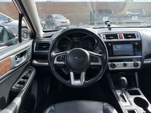 Used 2015 Subaru Outback 2.5i Limited AWD/4WD image 11