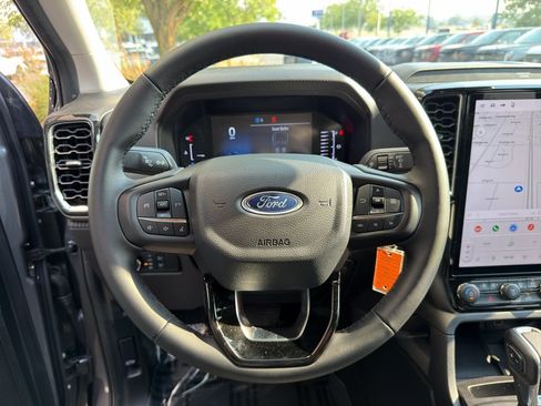 Used 2025 Ford Ranger XLT w/ Equipment Group 301A High AWD/4WD image 22