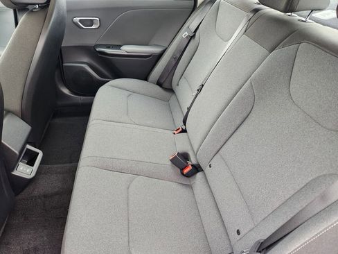 New 2025 Kia K4 LXS image 12