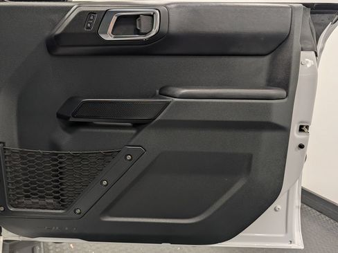 Used 2025 Ford Bronco Outer Banks AWD/4WD image 31