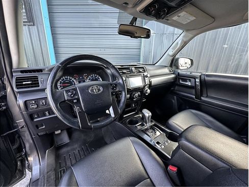 Used 2016 Toyota 4Runner TRD Pro image 2