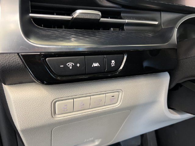 Used 2022 Kia Carnival SX Prestige FWD image 27