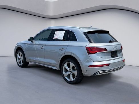 Used 2021 Audi Q5 2.0T Premium Plus w/ Premium Plus Package AWD/4WD image 3