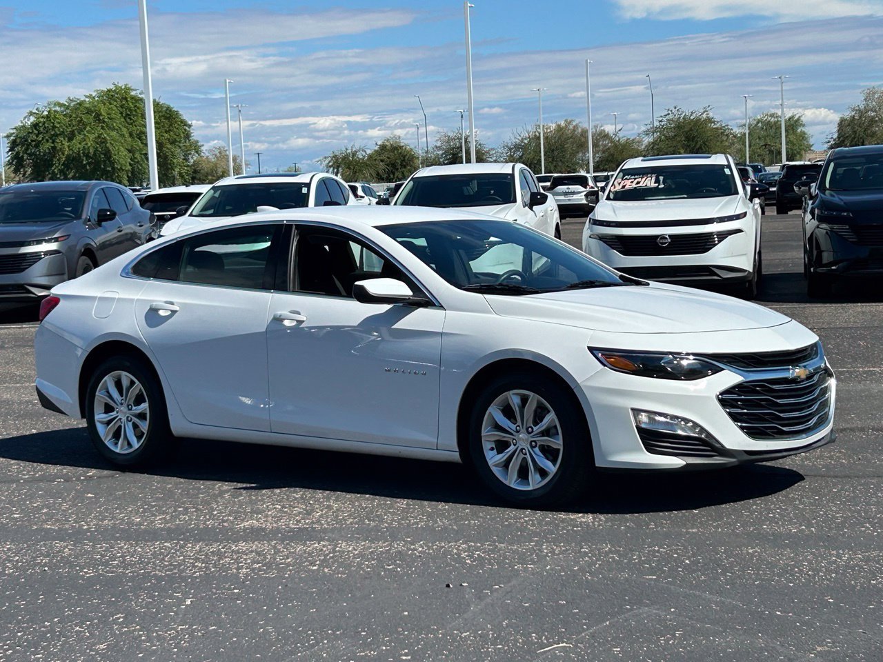 Used 2024 Chevrolet Malibu LT FWD image 8