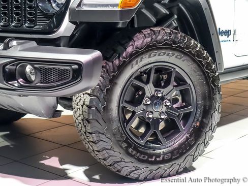 Used 2025 Jeep Wrangler Unlimited Sport S 4xe image 4