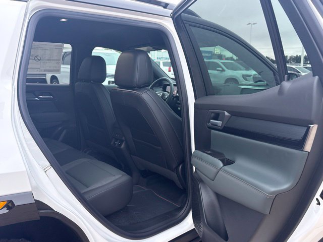 New 2027 GMC Terrain AT4 w/ Convenience Package III AWD/4WD image 36