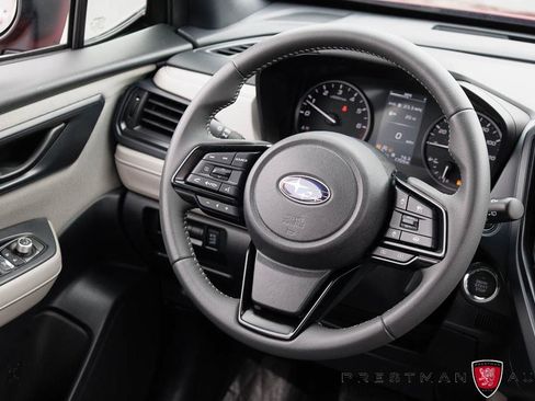 Used 2025 Subaru Forester Premium image 32