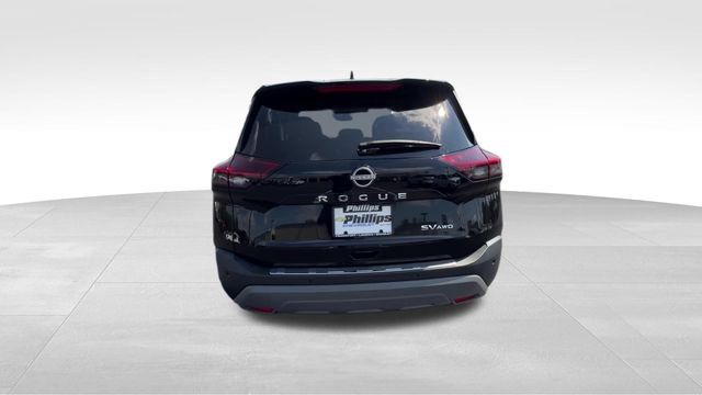 Used 2022 Nissan Rogue SV AWD/4WD image 5