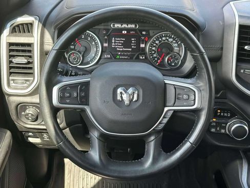 Used 2022 RAM 1500 Big Horn AWD/4WD image 11
