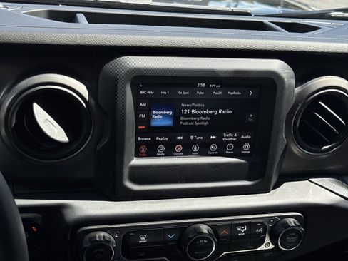 Used 2023 Jeep Wrangler Sport AWD/4WD image 18