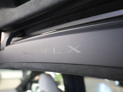 Used 2026 Tesla Model X AWD/4WD image 23