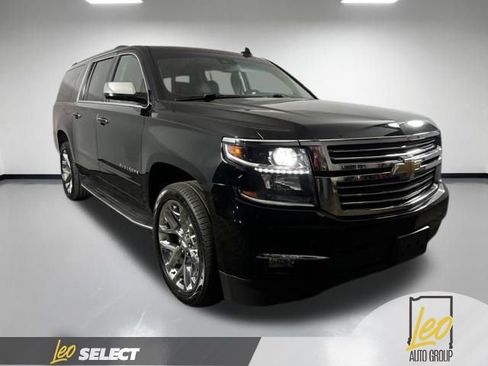 Used 2019 Chevrolet Suburban Premier AWD/4WD image 4