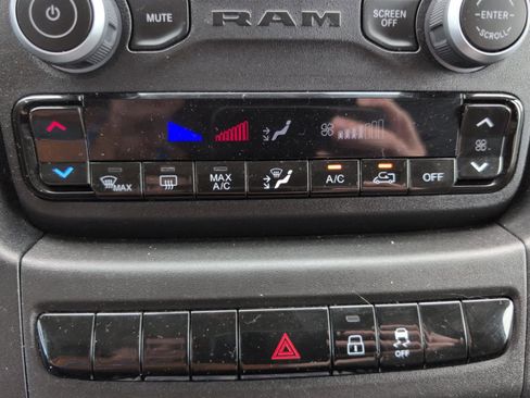 Used 2023 RAM ProMaster 3500 w/ Convenience Group image 26