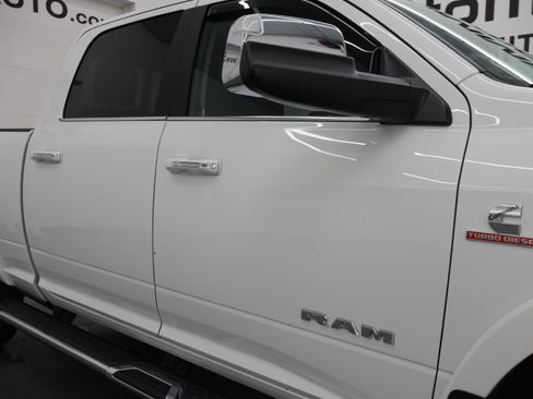 Used 2022 RAM 2500 Laramie AWD/4WD image 25