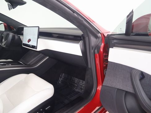 Used 2022 Tesla Model S Plaid image 48
