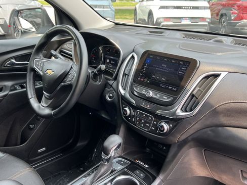Used 2024 Chevrolet Equinox Premier AWD/4WD image 20