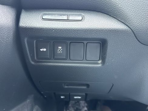 Used 2015 Nissan Altima 2.5 S w/ Special Edition Package image 24