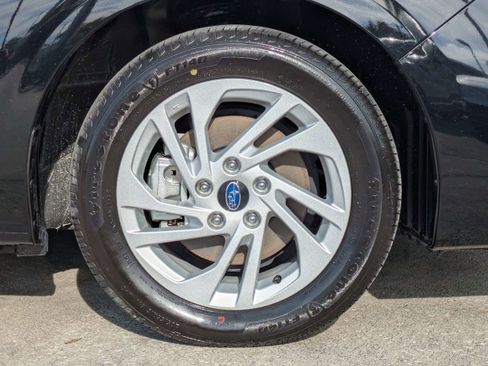 Certified 2025 Subaru Impreza 2.0i image 11