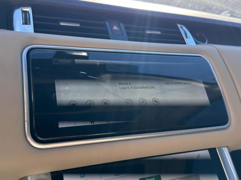 Used 2022 Land Rover Range Rover Sport HSE Silver Edition image 22