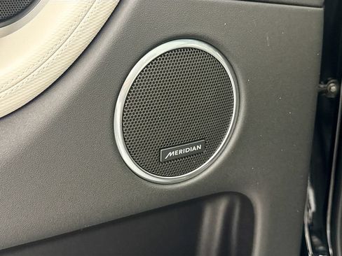 New 2026 Land Rover Discovery Sport Landmark AWD/4WD image 18