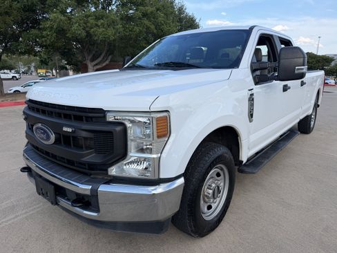Used 2020 Ford F250 XL w/ Power Equipment Group RWD image 3