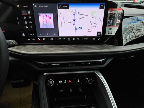 New 2025 Audi Q5 Premium Plus image 15