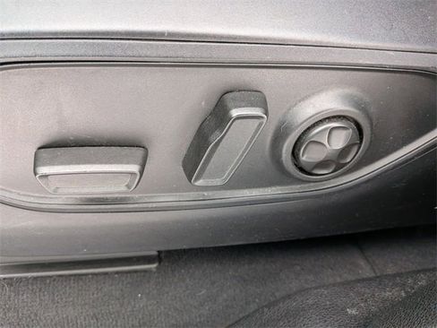 Certified 2024 Jeep Grand Cherokee L Laredo image 13