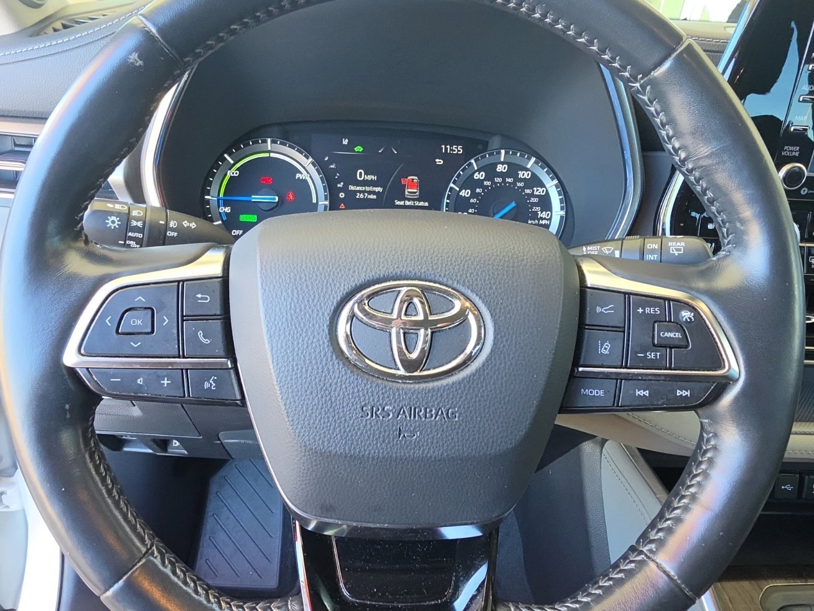 Used 2021 Toyota Highlander Limited FWD image 7