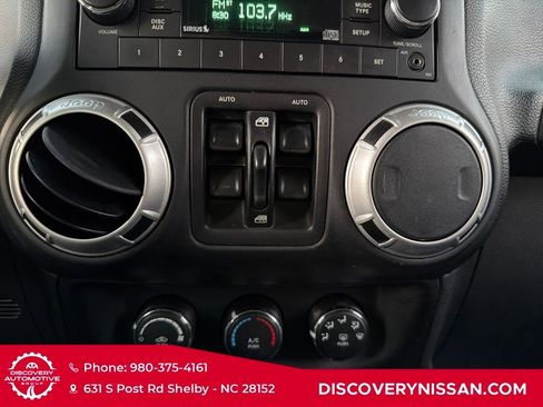 Used 2016 Jeep Wrangler Unlimited Sahara image 16