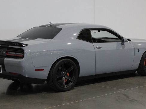 Used 2020 Dodge Challenger SRT Hellcat Redeye RWD image 16