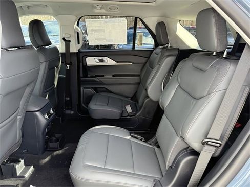 New 2026 Ford Explorer Active w/ Active Comfort Package image 13
