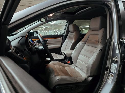 Used 2017 Honda CR-V Touring image 17