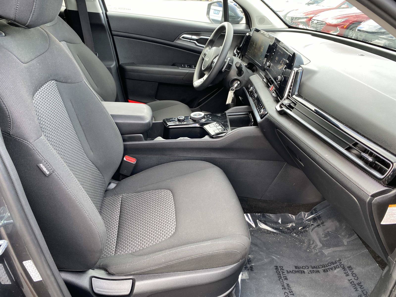 Used 2023 Kia Sportage LX AWD/4WD image 19