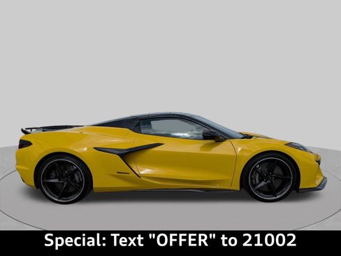 Used 2025 Chevrolet Corvette E-Ray AWD/4WD image 2