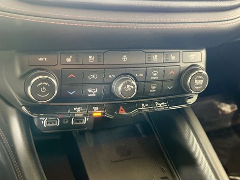 Used 2022 Dodge Durango R/T image 16