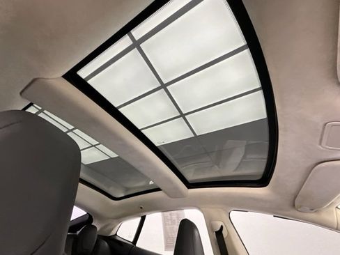 Used 2014 Tesla Model S image 7