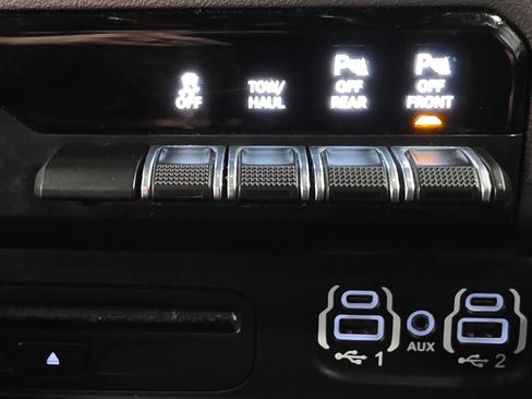 Used 2019 RAM 1500 Big Horn AWD/4WD image 23